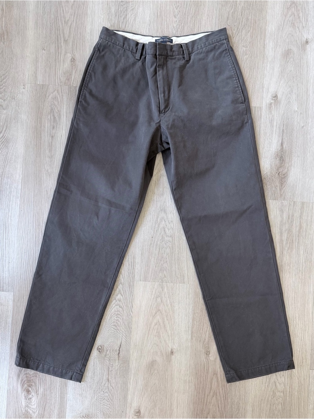 Banana Republic Gavin Chino Straight Fit Pants Mens 33x32 Sharp Grey Classic - Picture 5 of 9